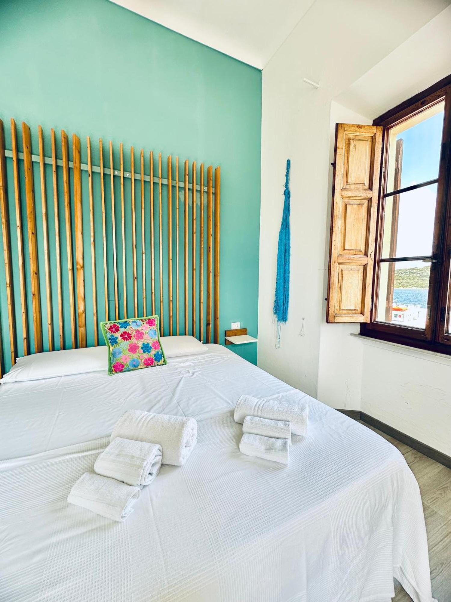 La Siesta Hotel La Maddalena  Buitenkant foto